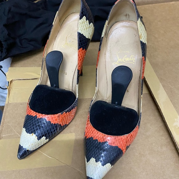 Gorgeous Christian Louboutin Python Heels - Picture 3 of 3